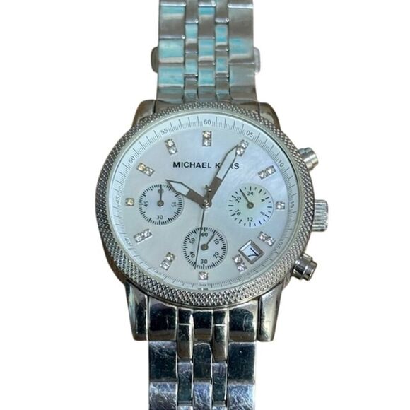 Michael Kors Watch Silver Ritz Mother of Pearl MK5020 WORKS NEEDS NEW BATTERY - Picture 1 of 5